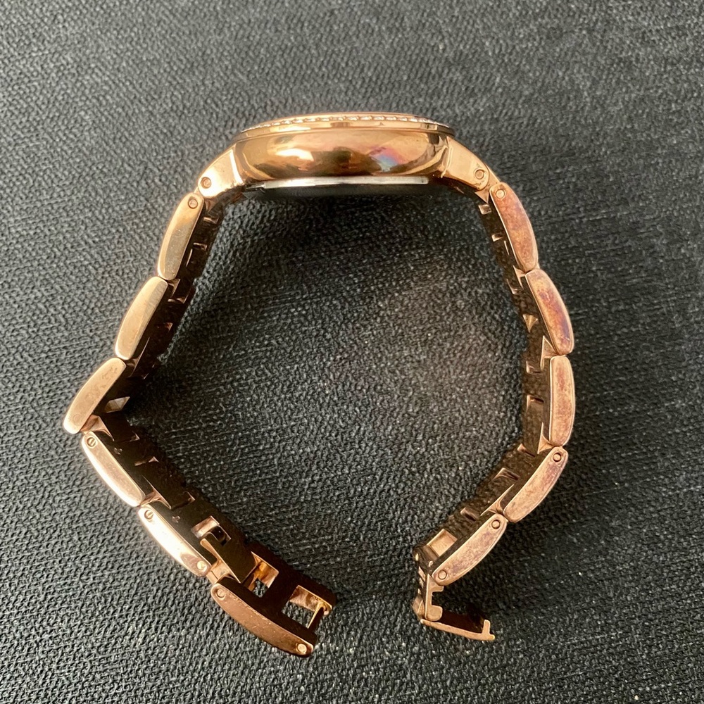 ‼️SOLD‼️Fossil Ladies watch - Picture 3 of 4